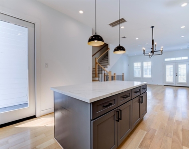 10910 Fire Creek Drive - Photo Thumbnail 20