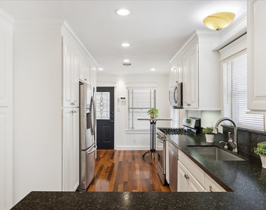 3227 Castlewood Street - Photo Thumbnail 2