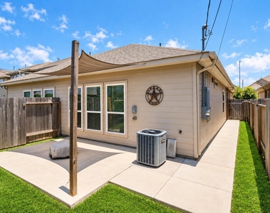 517 N 6th Street - Photo Thumbnail 23