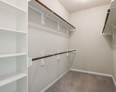 517 N 6th Street - Photo Thumbnail 15