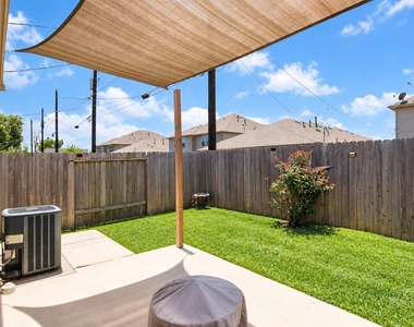 517 N 6th Street - Photo Thumbnail 25