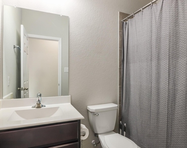 517 N 6th Street - Photo Thumbnail 20