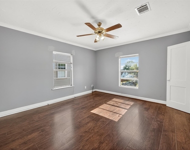 7111 Myrtle Street - Photo Thumbnail 9