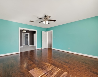 7111 Myrtle Street - Photo Thumbnail 6