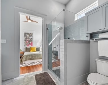 2015 28th St - Photo Thumbnail 21