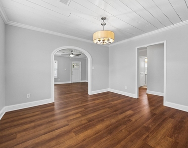 5526 Truett Street - Photo Thumbnail 5