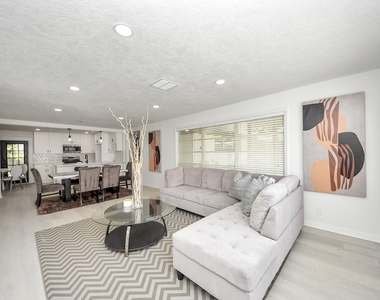 9610 Westview Drive - Photo Thumbnail 18
