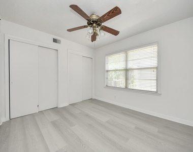 9610 Westview Drive - Photo Thumbnail 29