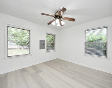 9610 Westview Drive - Photo Thumbnail 31