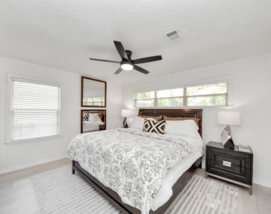9610 Westview Drive - Photo Thumbnail 10