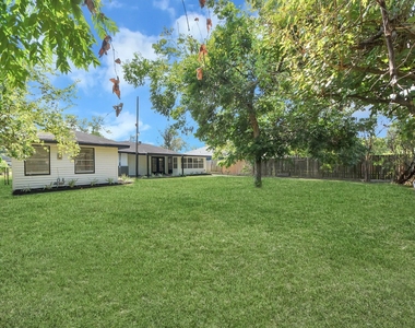 9610 Westview Drive - Photo Thumbnail 34