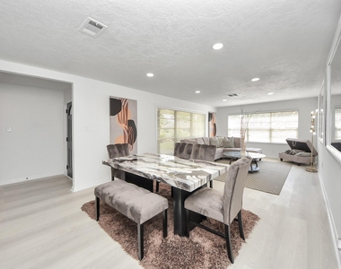 9610 Westview Drive - Photo Thumbnail 16