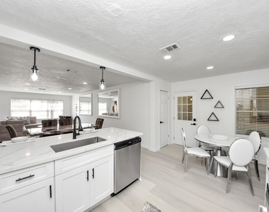 9610 Westview Drive - Photo Thumbnail 22