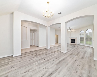 4602 Western Branch Court - Photo Thumbnail 18