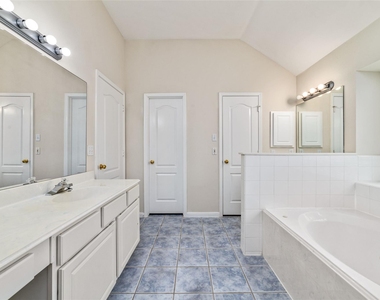 4602 Western Branch Court - Photo Thumbnail 35