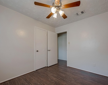24010 Silversmith Lane - Photo Thumbnail 22