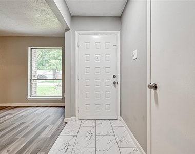 3527 Acorn Springs Lane - Photo Thumbnail 4