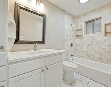 3527 Acorn Springs Lane - Photo Thumbnail 18