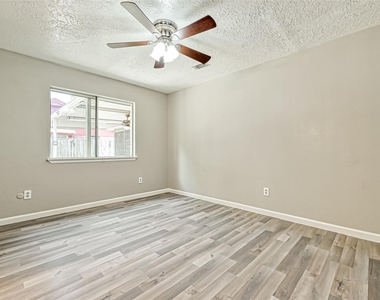 3527 Acorn Springs Lane - Photo Thumbnail 24
