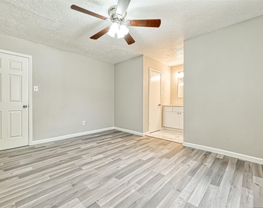 3527 Acorn Springs Lane - Photo Thumbnail 26