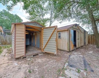3527 Acorn Springs Lane - Photo Thumbnail 36