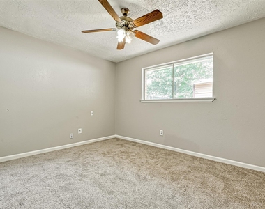 3527 Acorn Springs Lane - Photo Thumbnail 22
