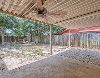 3527 Acorn Springs Lane - Photo Thumbnail 30