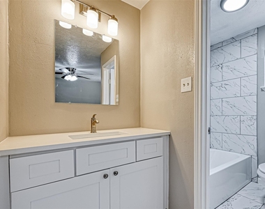 3527 Acorn Springs Lane - Photo Thumbnail 28
