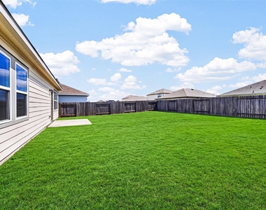 980 Blue Beech Lane - Photo Thumbnail 26