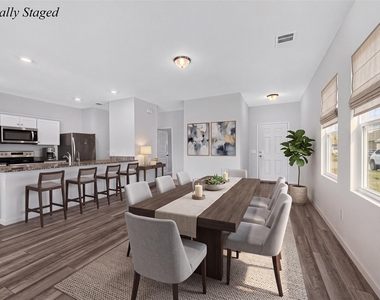 980 Blue Beech Lane - Photo Thumbnail 3