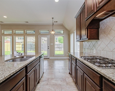 3814 Trophy Ridge Drive - Photo Thumbnail 34