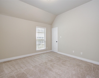 3814 Trophy Ridge Drive - Photo Thumbnail 32