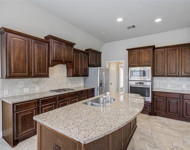 3814 Trophy Ridge Drive - Photo Thumbnail 19
