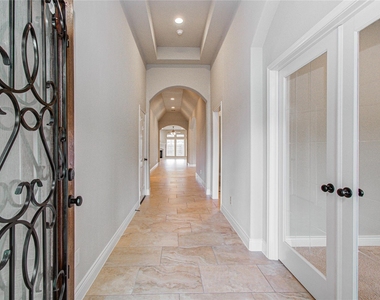 3814 Trophy Ridge Drive - Photo Thumbnail 6