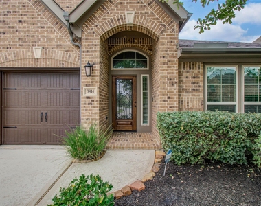 3814 Trophy Ridge Drive - Photo Thumbnail 5