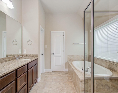 3814 Trophy Ridge Drive - Photo Thumbnail 29