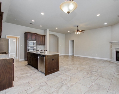 3814 Trophy Ridge Drive - Photo Thumbnail 31