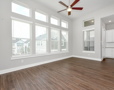 705 Strawberry Pines Court - Photo Thumbnail 28