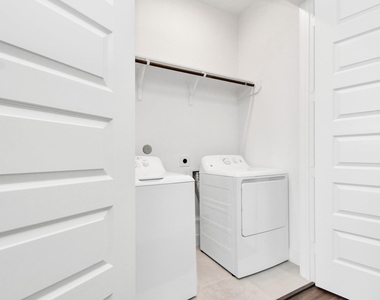 705 Strawberry Pines Court - Photo Thumbnail 30