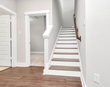 705 Strawberry Pines Court - Photo Thumbnail 14