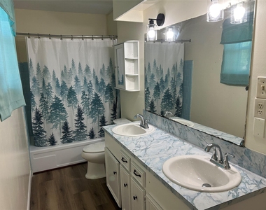 11419 Stancliff Road - Photo Thumbnail 10
