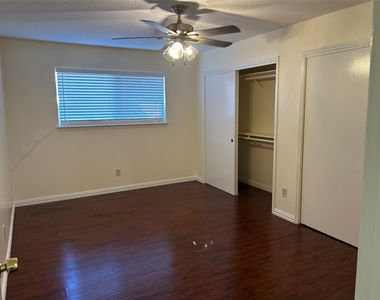11419 Stancliff Road - Photo Thumbnail 9
