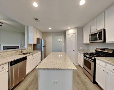 9909 Climbing Tree Street - Photo Thumbnail 3