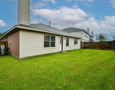 8334 Loetsch Ridge Way - Photo Thumbnail 26