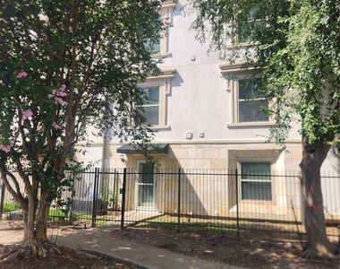 3501 Chenevert Street - Photo Thumbnail 1