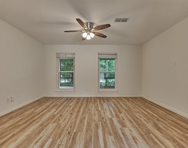 26 Sylvan Forest Drive - Photo Thumbnail 14