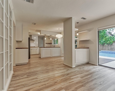 26 Sylvan Forest Drive - Photo Thumbnail 16