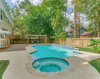 26 Sylvan Forest Drive - Photo Thumbnail 38