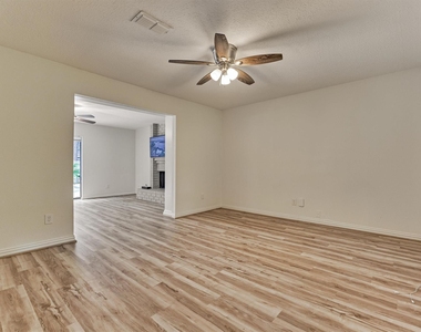 26 Sylvan Forest Drive - Photo Thumbnail 15