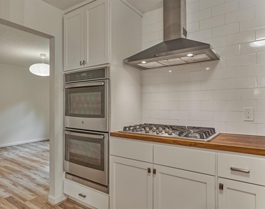 26 Sylvan Forest Drive - Photo Thumbnail 23